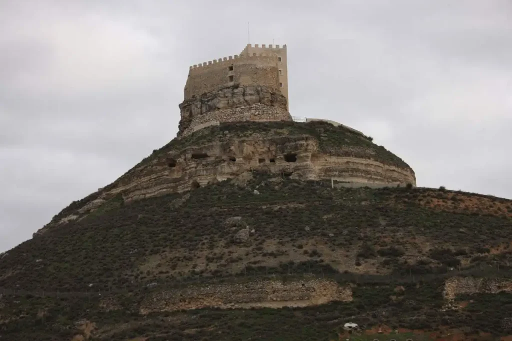 Vino, castillos y aguas